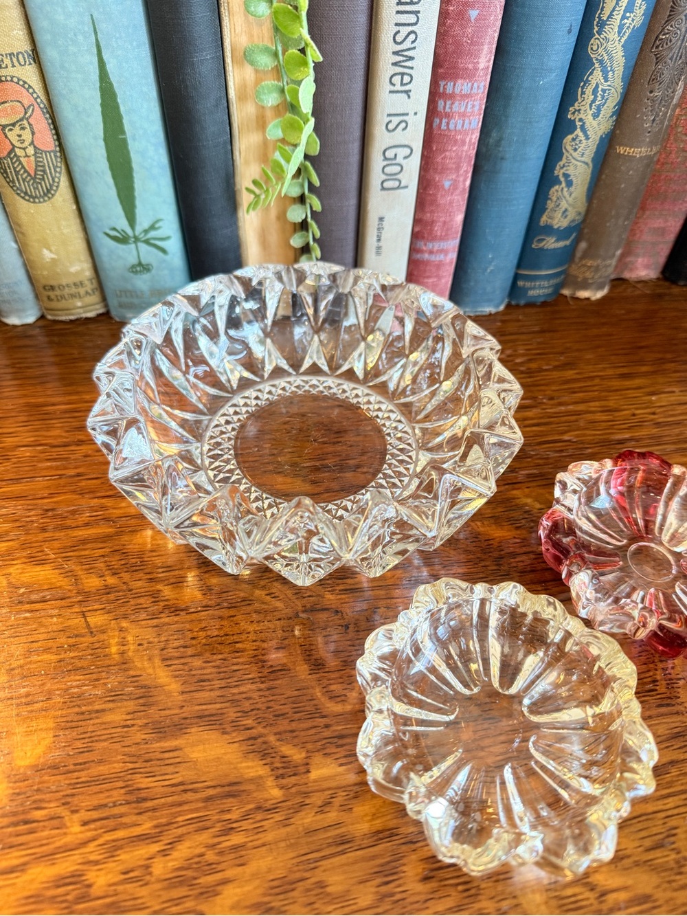 3 Vintage Anchor Hocking Glass Ashtrays Ruby Red and Clear - Picture 14 of 17